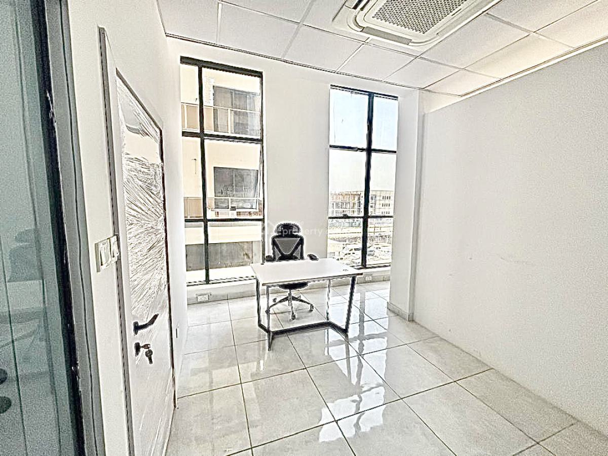 136sqm Open Plan Office Space in a Corporate Building, Lekki Phase 1, Lekki, Lagos, Office Space for Rent