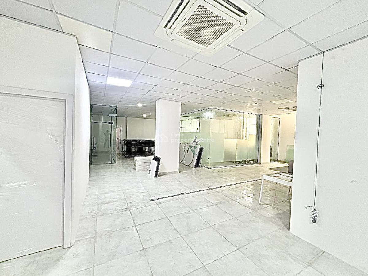 136sqm Open Plan Office Space in a Corporate Building, Lekki Phase 1, Lekki, Lagos, Office Space for Rent