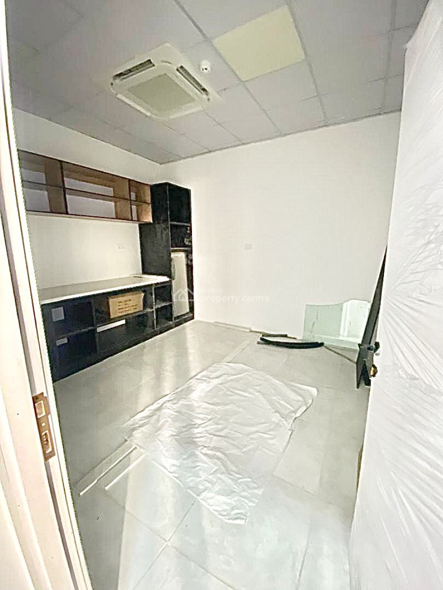 136sqm Open Plan Office Space in a Corporate Building, Lekki Phase 1, Lekki, Lagos, Office Space for Rent