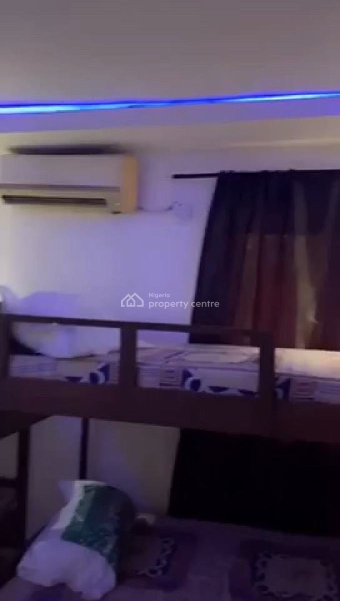 4man Room Is Available., Fadeyi, Shomolu, Lagos, Self Contain (single Rooms) for Rent