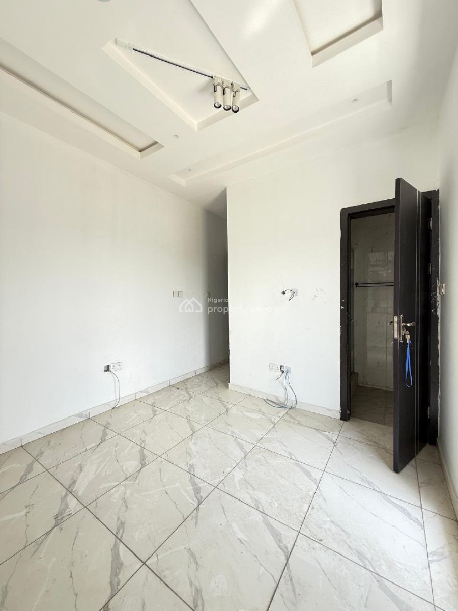 Well Finished 2 Bedroom Apartment Suitable, Ologolo, Lekki, Lagos, Block of Flats for Sale