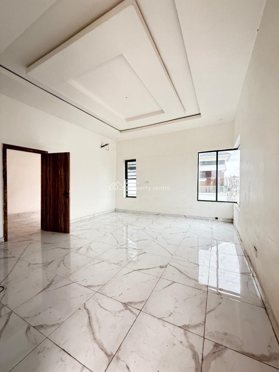 Spacious 5 Bedroom Detached Duplex with Bq, Chevron, Lekki Phase 1, Lekki, Lagos, Detached Duplex for Sale