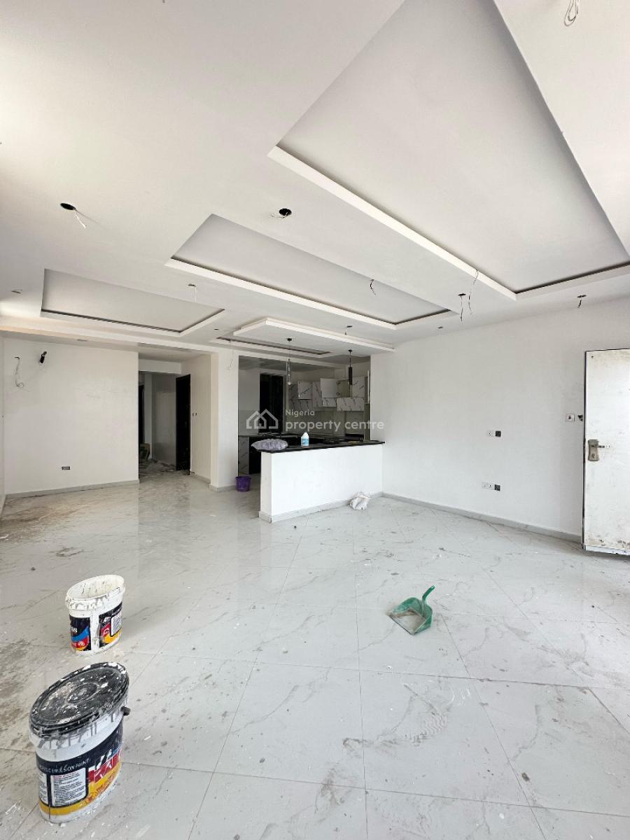 Beautifully Built 2 Bedroom Apartment with Gym, Chevron, Lekki, Lagos, Block of Flats for Sale