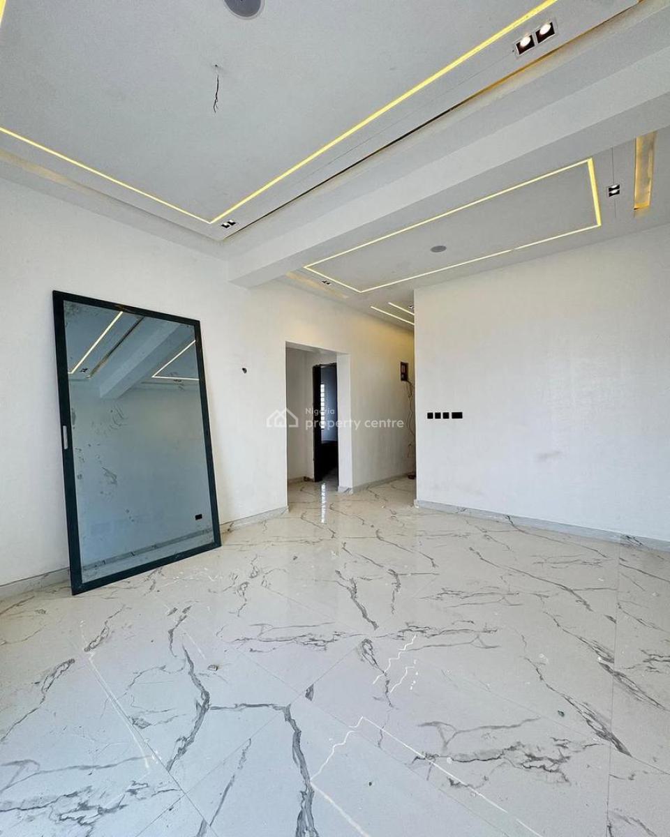 Newly Built 3 Bedroom Apartment, Lekki Phase 1, Lekki, Lagos, Flat / Apartment for Sale
