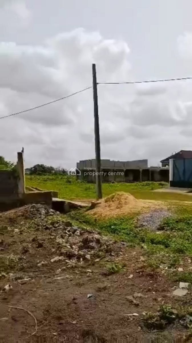 Spacious 3-bedroom Flat Situated on a Setback, Balogun Estate, Ijagemo, Ijegun, Ikotun, Lagos, Detached Bungalow for Sale