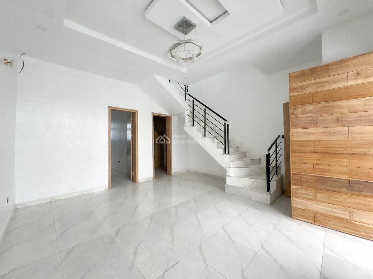 3 Bedroom Terrace in a Serviced Estate, Ikota, Lekki, Lagos, Terraced Duplex for Sale