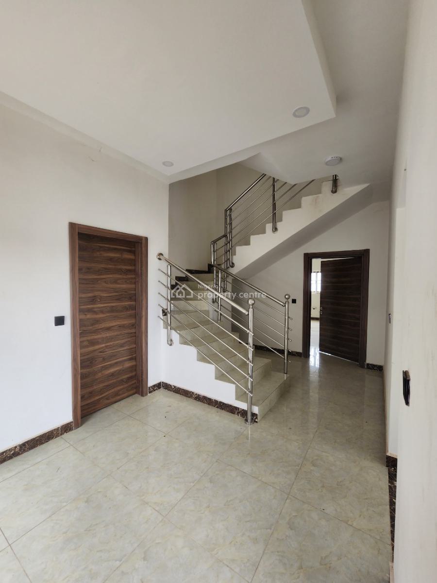 Fantastic Semi-detached Duplex in a Great Location, Mabushi, Abuja, Semi-detached Duplex for Sale