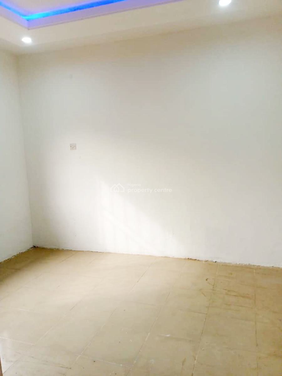 a Well Maintained Mini Flat, Shangisha, Magodo, Lagos, Mini Flat (room and Parlour) for Rent