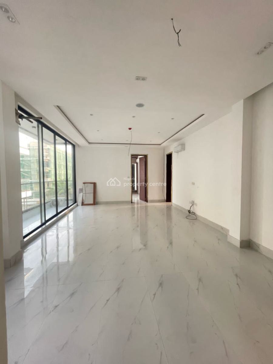 3 Bedroom Flat with Bq, Off Admiralty Way, Lekki Phase 1, Lekki, Lagos, Terraced Duplex for Rent