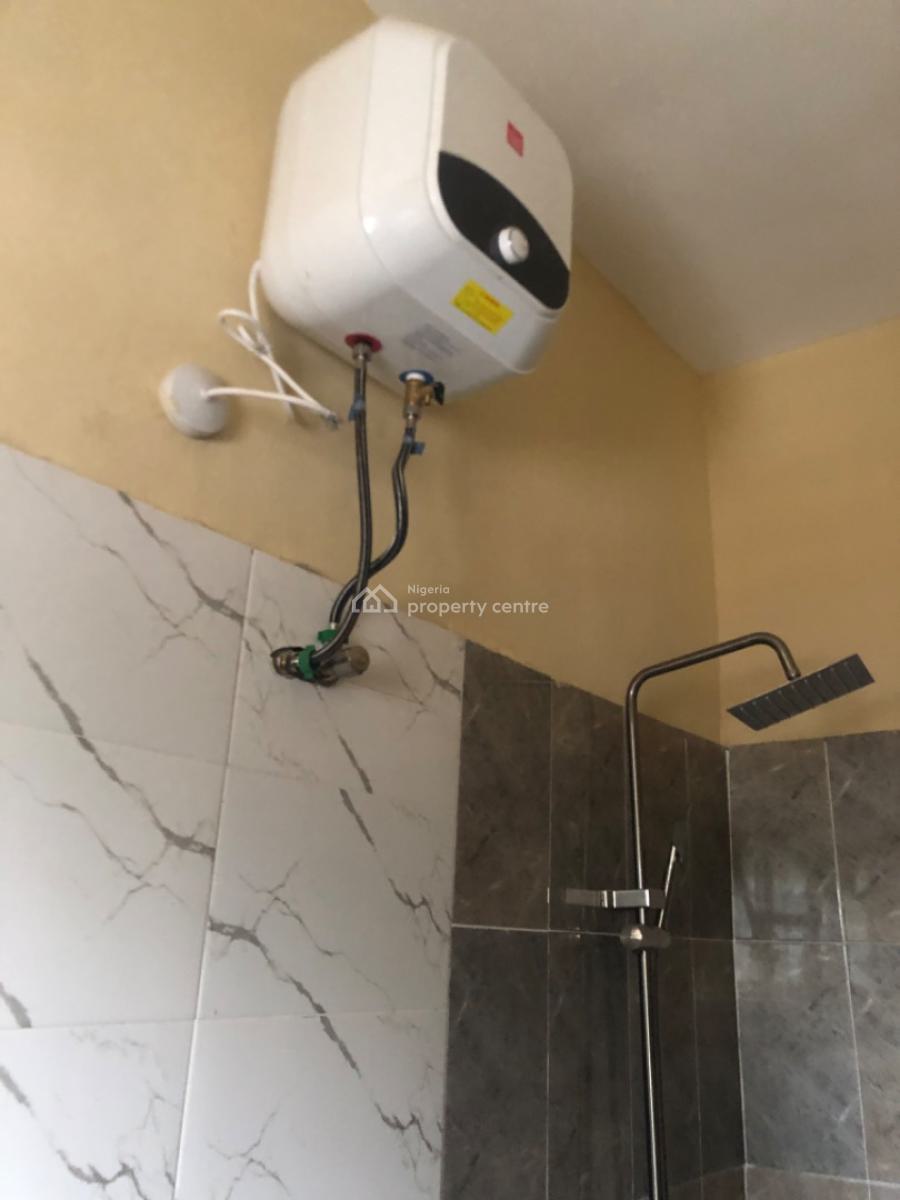 Newly Built, Very Spacious 3 Bedroom Flat, Onike, Yaba, Lagos, Flat / Apartment for Rent