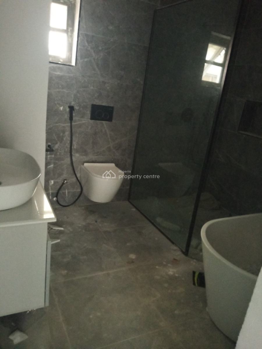 Brand New, Luxury 4 Bedroom Apartment with Elevator 24hours Light, Lekki Phase 1, Lekki, Lagos, Flat / Apartment for Rent