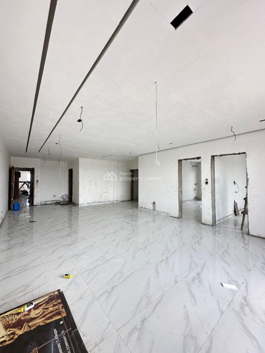 Spacious 2 Bedroom Apartment with Large Bq, Lekki Phase 1, Lekki, Lagos, Flat / Apartment for Sale