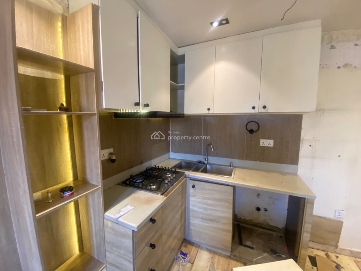 2 Bedroom Apartment, Wole Ariyo, Lekki Phase 1, Lekki, Lagos, Flat / Apartment for Rent