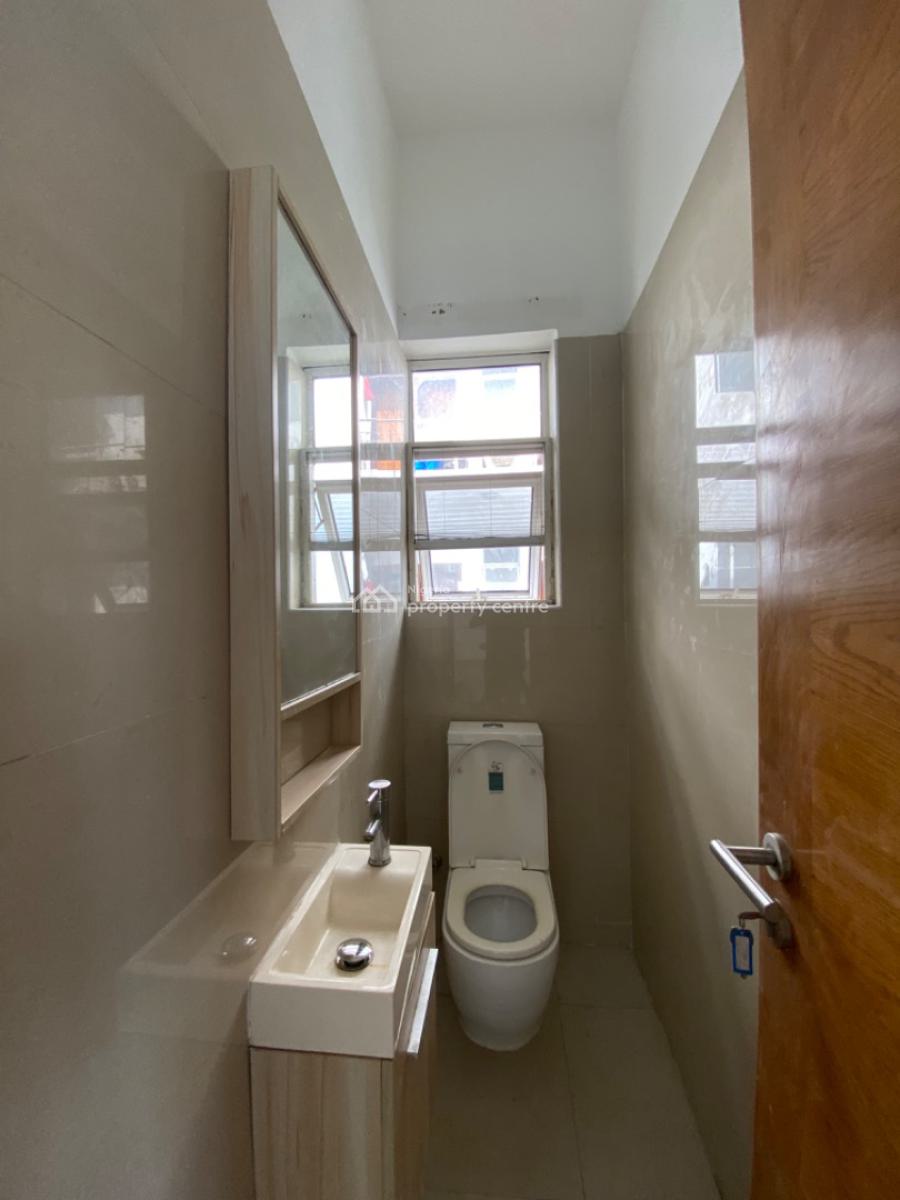 3 Bedroom Luxurious Apartment with Waterfront View and a Bq, Banana Island, Ikoyi, Lagos, Flat / Apartment for Rent