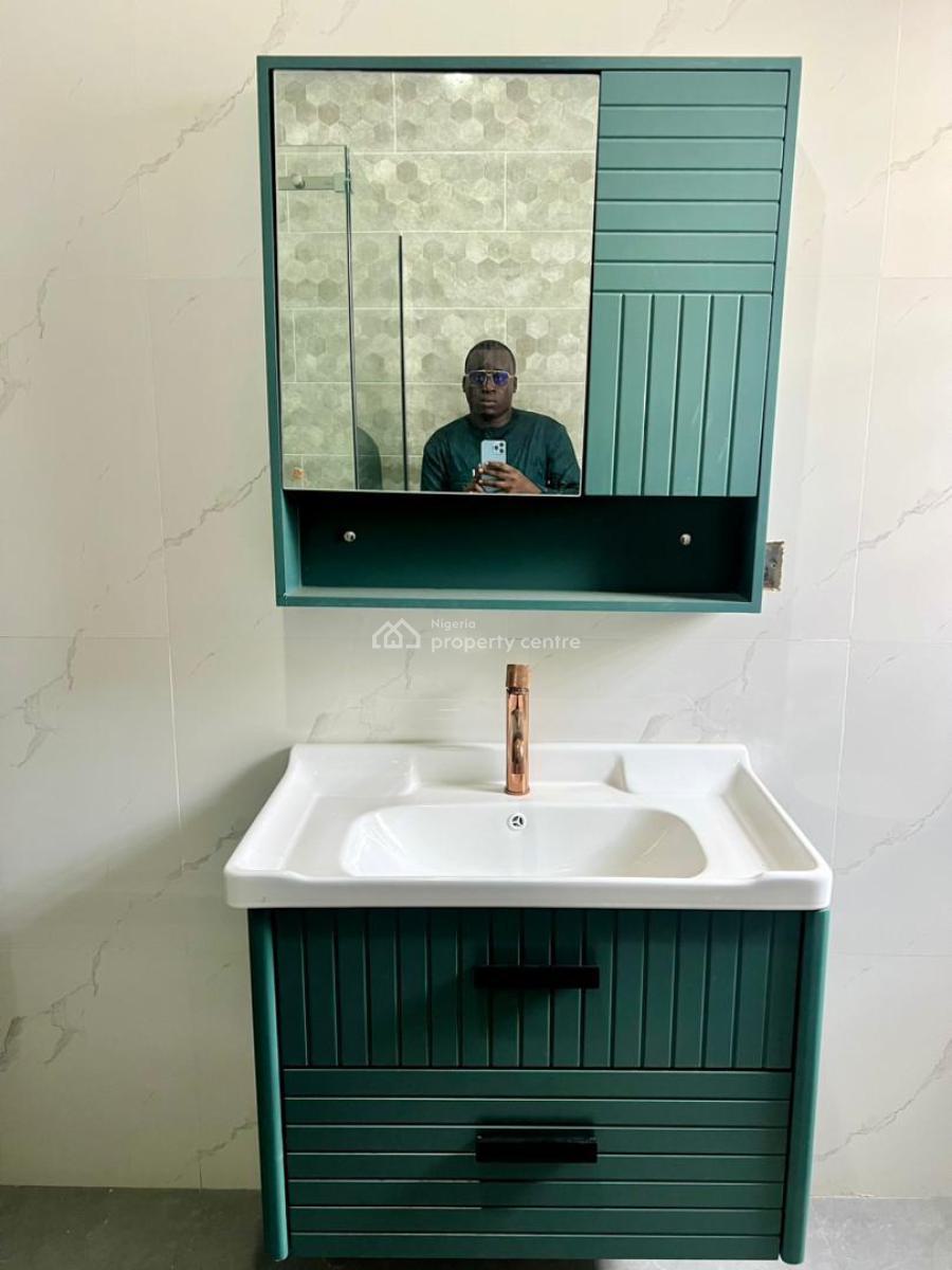 Tastefully Built 6 Bedroom Duplex with Bq, Gra Phase 2, Magodo, Lagos, Detached Duplex for Sale