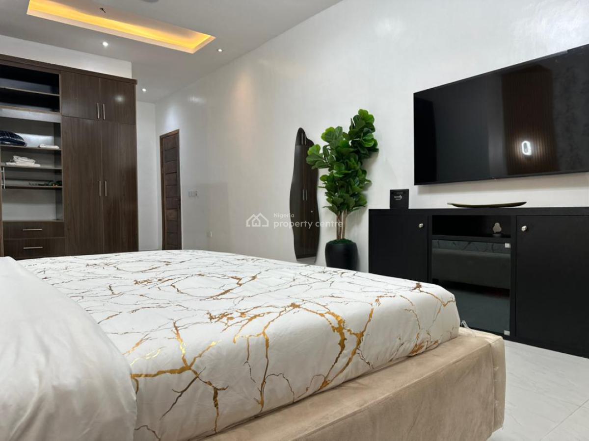3 Bedroom Apartment, Ikeja Gra, Ikeja, Lagos, Flat / Apartment Short Let