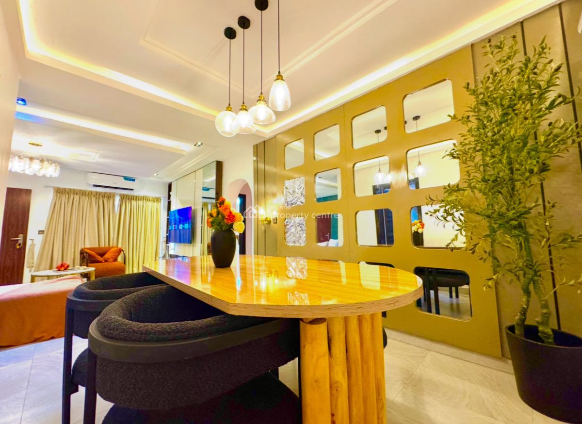 Exquisite 2bedroom Apartment, Freedom Way Road Lekki Phase 1, Lekki Phase 1, Lekki, Lagos, Flat / Apartment Short Let