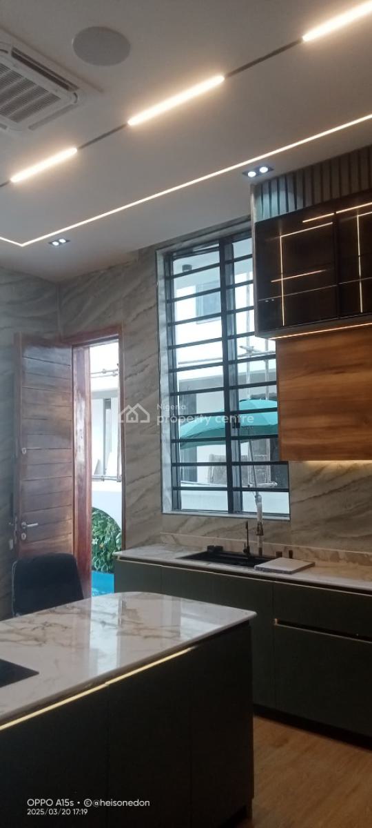 5 Bedroom Fully Detached, Lekki Phase 1, Lekki, Lagos, Detached Duplex for Sale