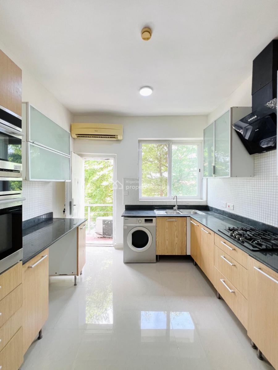 Upscale 3 Bedroom Luxury Apartment with, Swimming Pool,bq, Banana Island, Ikoyi, Lagos, Flat / Apartment for Sale