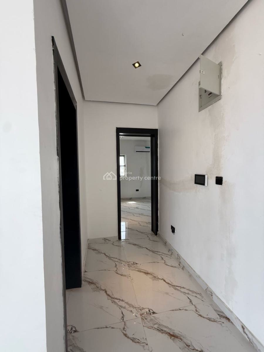 Spacious 2 Bedroom Apartment, Ikate, Lekki, Lagos, Flat / Apartment for Sale