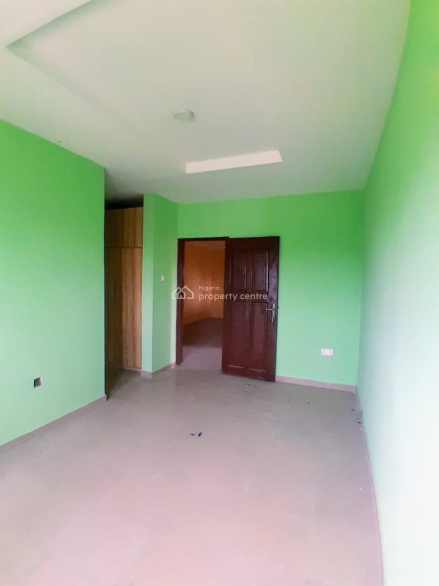 Three  Bedrooms Fllat with a Study Room, Abijo Gra, Abijo, Lekki, Lagos, Flat / Apartment for Rent