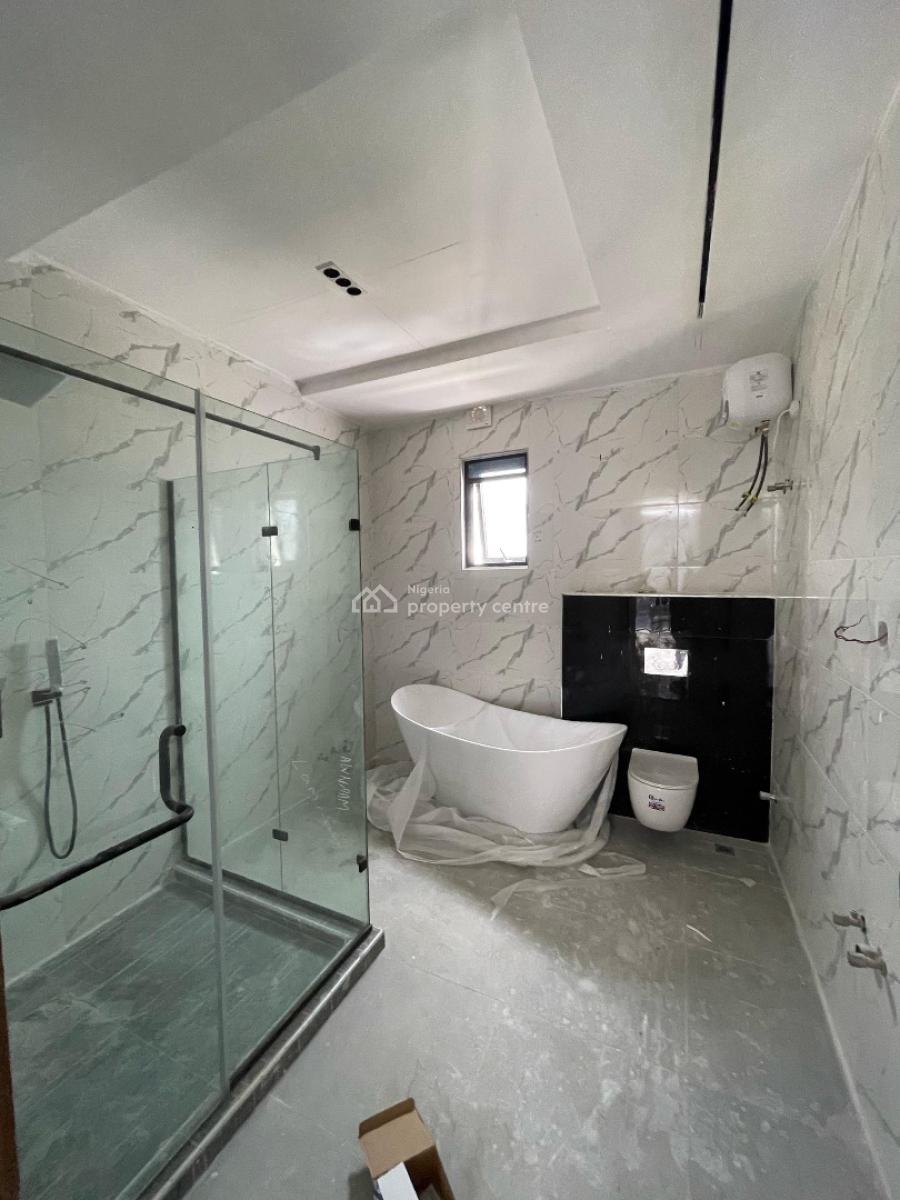 Elegant 4-bedroom Terrace Duplex in The Heart of, Elegant 4-bedroom Terrace Duplex in The Heart of, Lekki Phase 1, Lekki, Lagos, Terraced Duplex for Sale