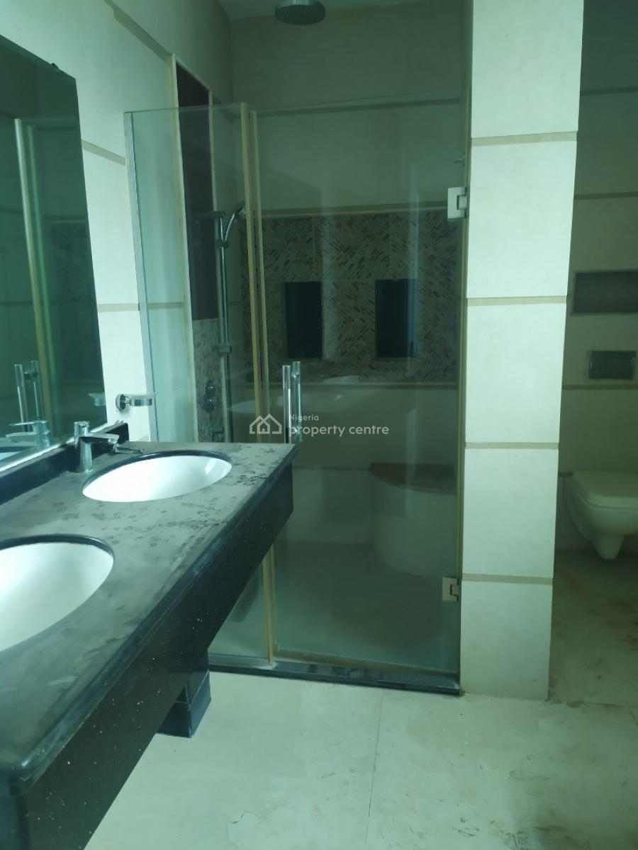 Luxury 7 Bedroom House at Guzape, Guzape District, Abuja, Detached Duplex for Sale