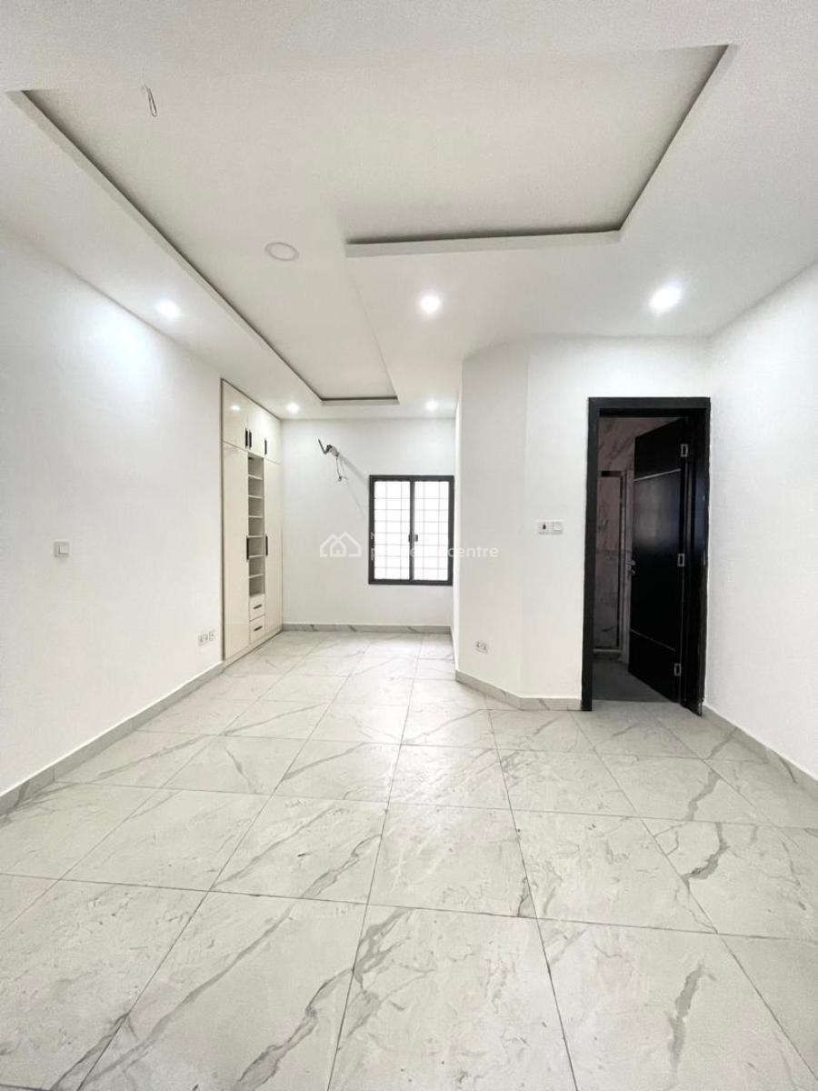 a Standard, Luxury Newly Built 5 Bedroom Flat, Lekki Phase 1, Lekki, Lagos, Flat / Apartment for Rent