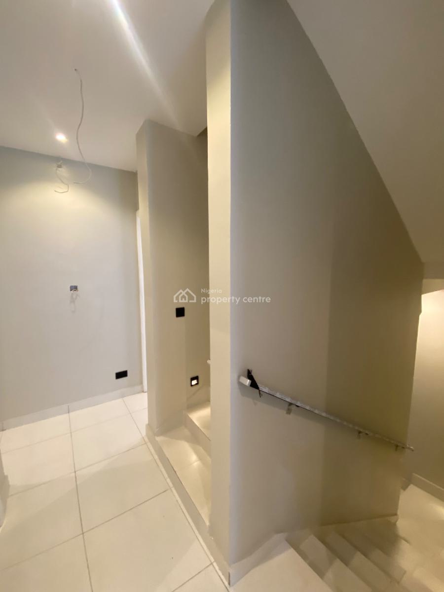 4 Bed Terrace Duplex with 1 En-suite Bq, Lekki Phase1, Lekki Phase 1, Lekki, Lagos, Terraced Duplex for Sale