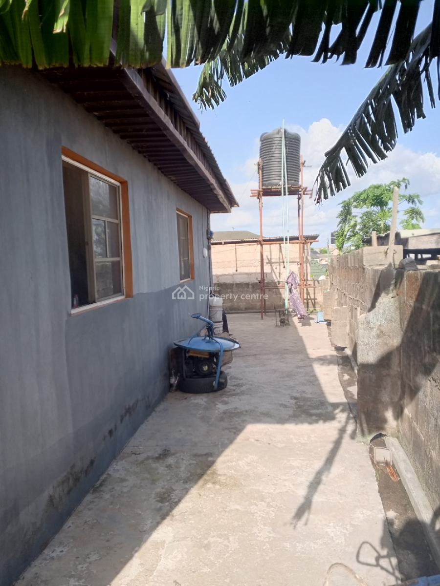 Standard Block of Flats in an Estate Close to Bus Stop, Oke Afa, Magboro, Ogun, Block of Flats for Sale