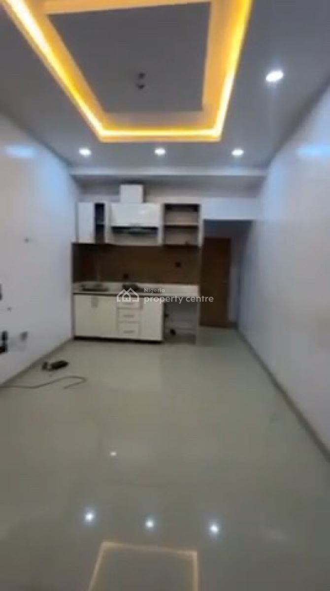 a Standard, Spacious and Fully Serviced  Miniflat,, Akoka, Yaba, Lagos, Mini Flat (room and Parlour) for Rent