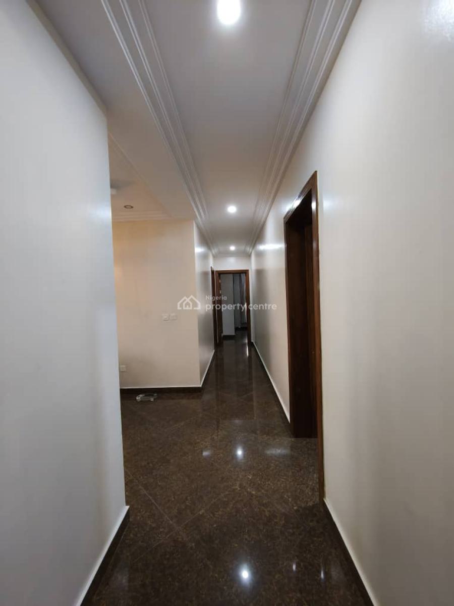 Fully Furnished Nd Serviced Luxurious 2bedroom Penthouse with Exotic F, Off Admiralty Way, Lekki Phase 1, Lekki, Lagos, Flat / Apartment for Rent