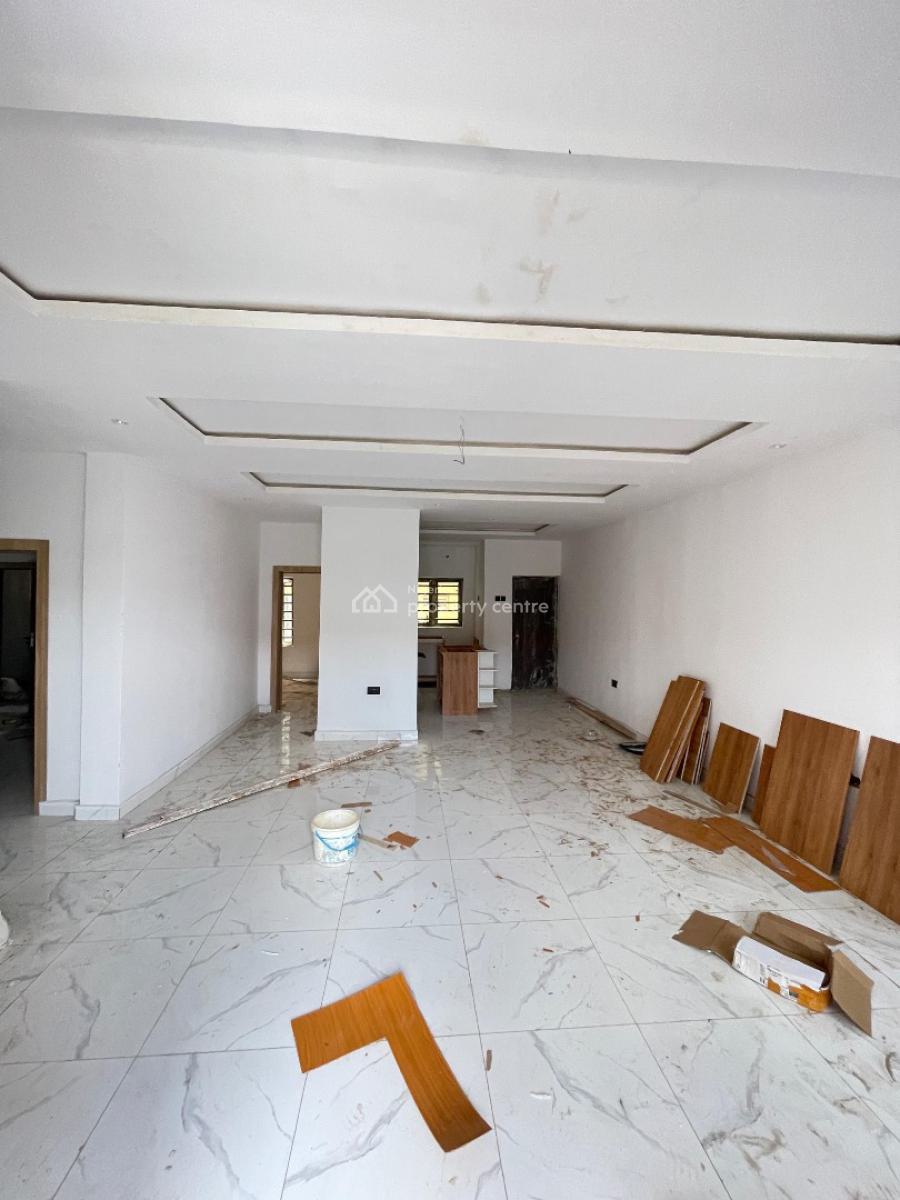 Exquisitely Built 3 Bedroom Apartment in a Lovely and Gated Environmen, Surulere, Lagos, Block of Flats for Sale