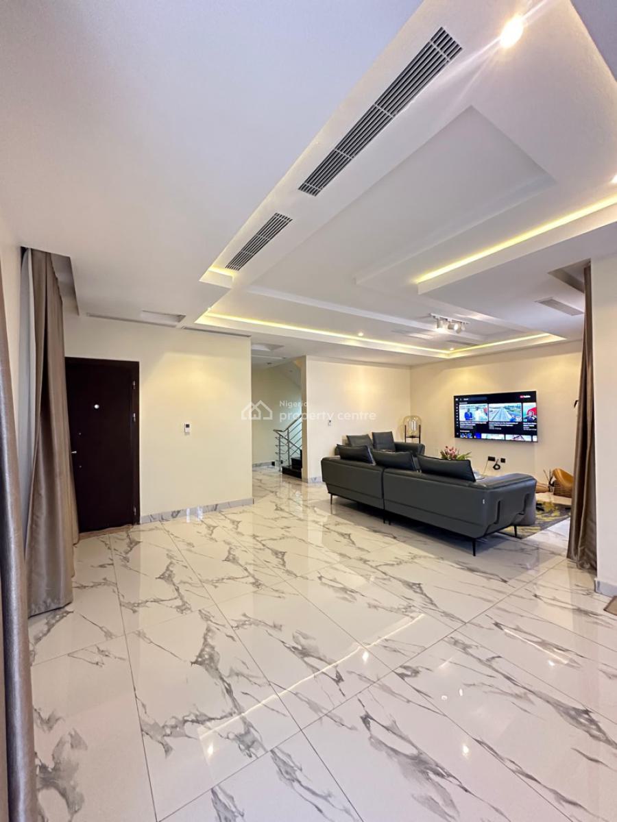 Well Built 4 Bedroom Terrace Duplex, New Road, Lekki, Lagos, Terraced Duplex for Sale