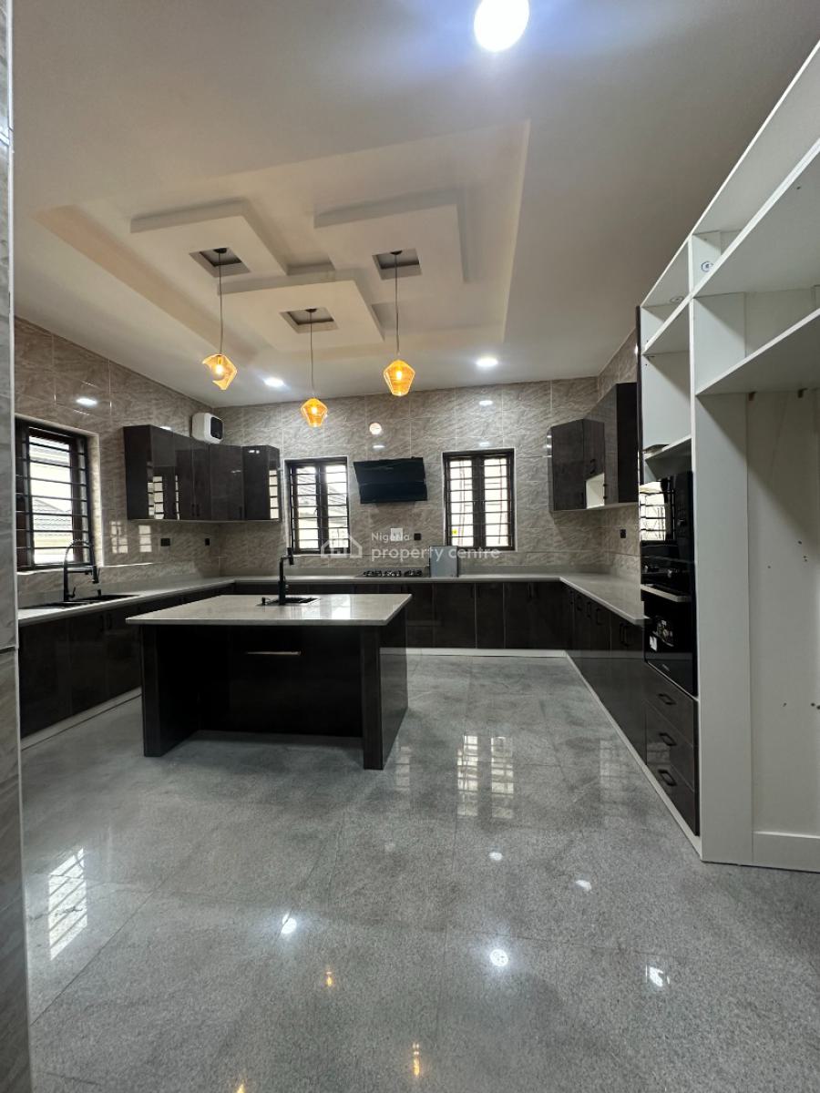 7 Bedroom Fully Detached Duplex with 2 Bq, Karsana, Abuja, Detached Duplex for Sale