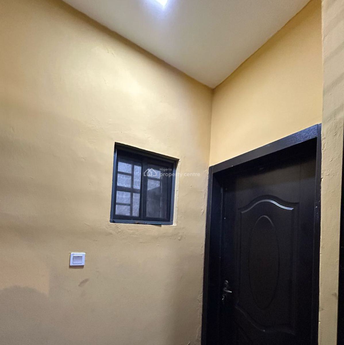 Roomself Contain Bq of 3bedroom Flat. Luxury, Affordable & Very Clean, Raymond Estate, Davies Street Off Demurin Road, Alapere, Ketu, Lagos, Self Contain (single Rooms) for Rent