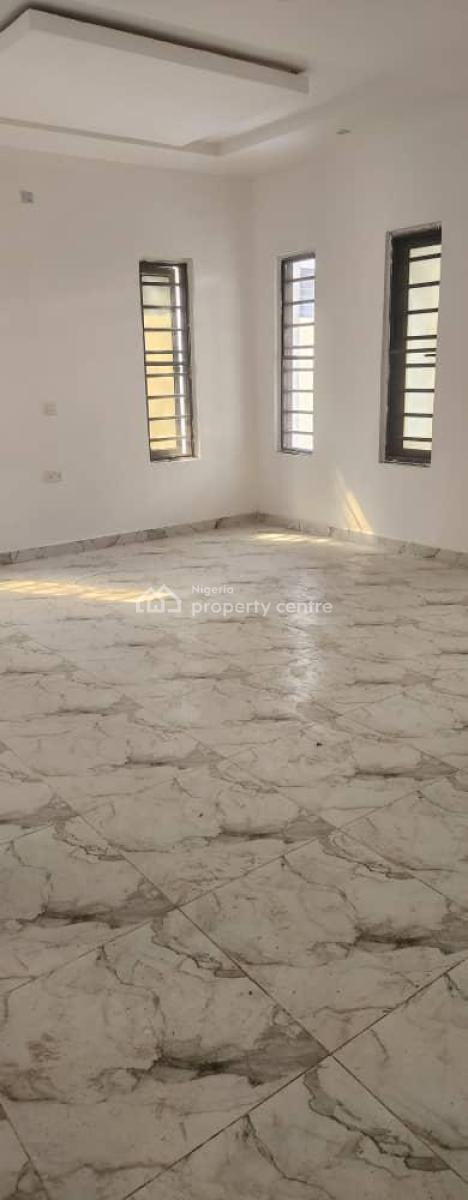 a Unit 4 Bedroom Semi Detached, Lekki Phase 2, Lekki, Lagos, Semi-detached Duplex for Rent