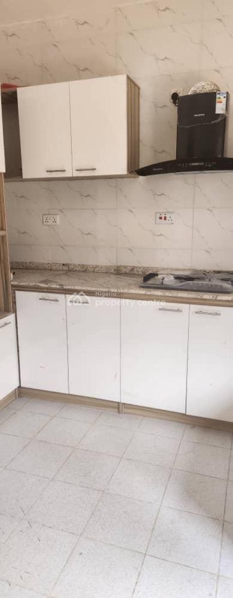 a Unit 4 Bedroom Semi Detached, Lekki Phase 2, Lekki, Lagos, Semi-detached Duplex for Rent