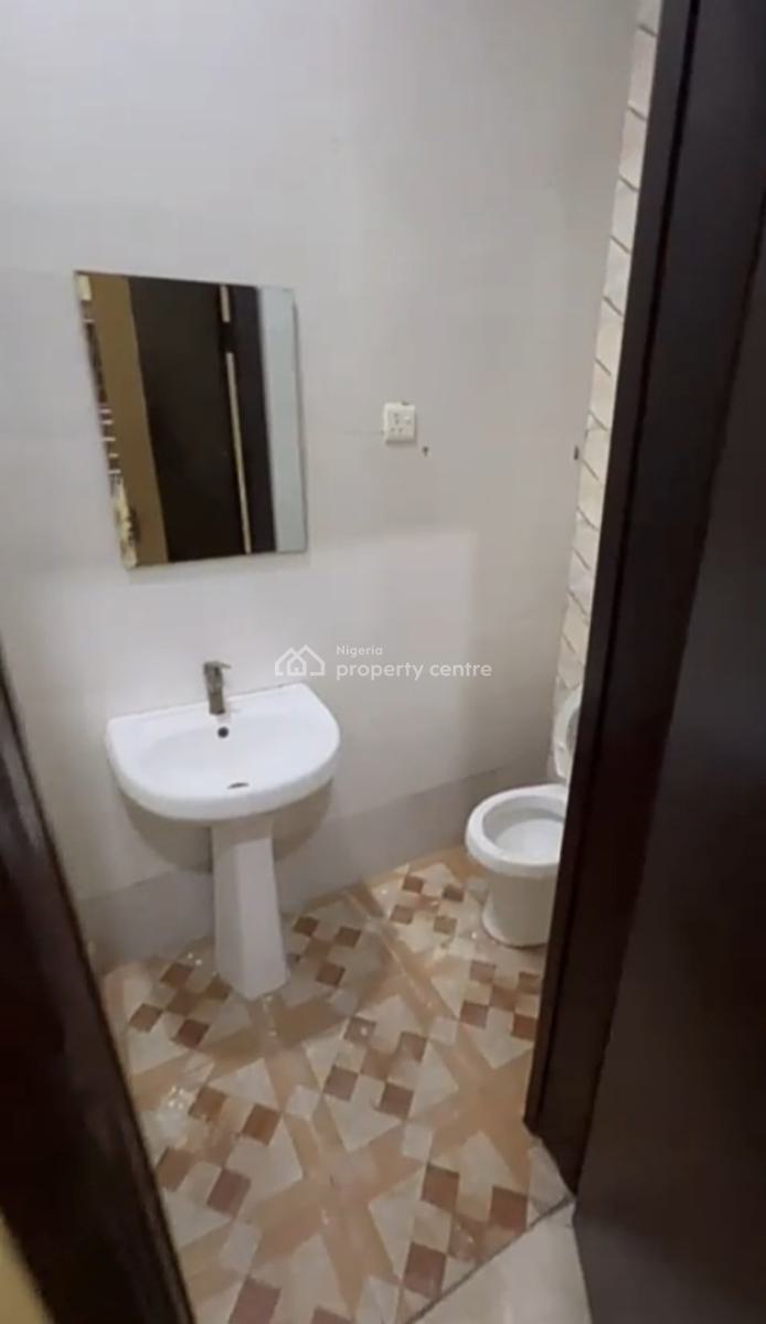 Spacious Miniflat + 24hrs Light Available in an Estate, Lekki Conservation, Lekki, Lagos, Mini Flat (room and Parlour) for Rent
