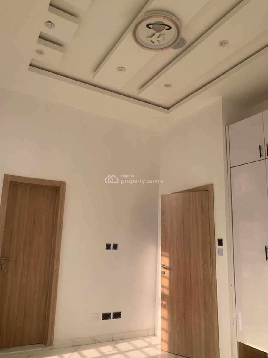 4 Bedroom Semi Detached House, Ikota Gra, Ikota, Lekki, Lagos, Semi-detached Duplex for Rent