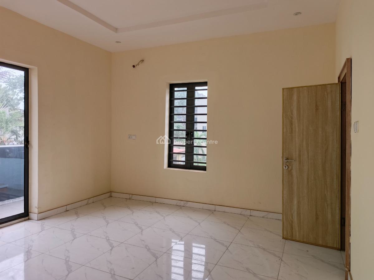 5bedroom Semi Detached, Shonibare Estate, Maryland, Lagos, Semi-detached Duplex for Sale
