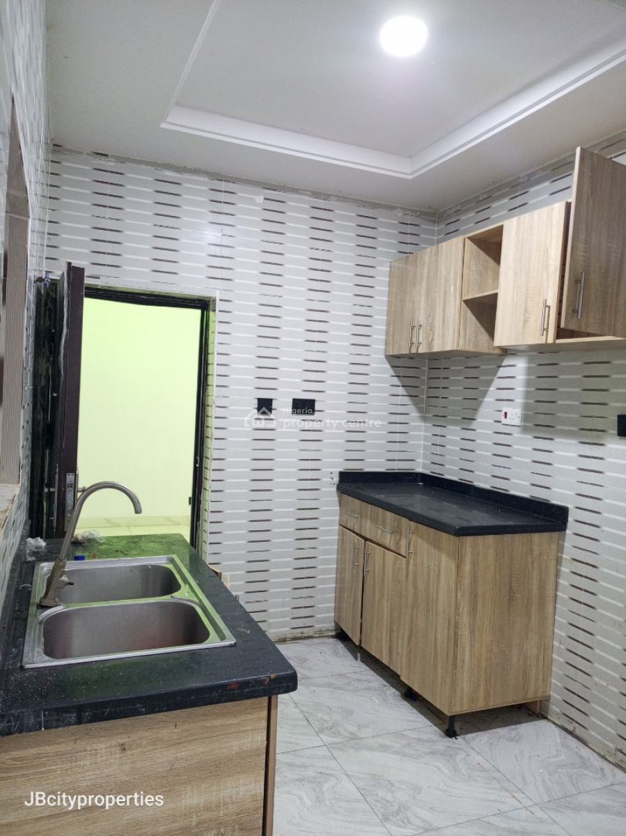 Luxury Sharp 2 Bedroom Spacious Apartment, Ogombo, Ogombo, Ajah, Lagos, Flat / Apartment for Rent