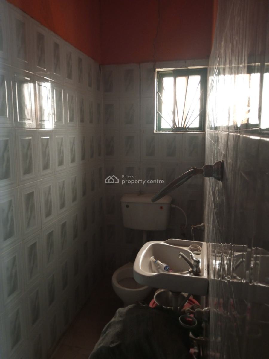 Beautiful 2 Bedroom Bungalow in an Estate, Badore, Ajah, Lagos, Flat / Apartment for Rent