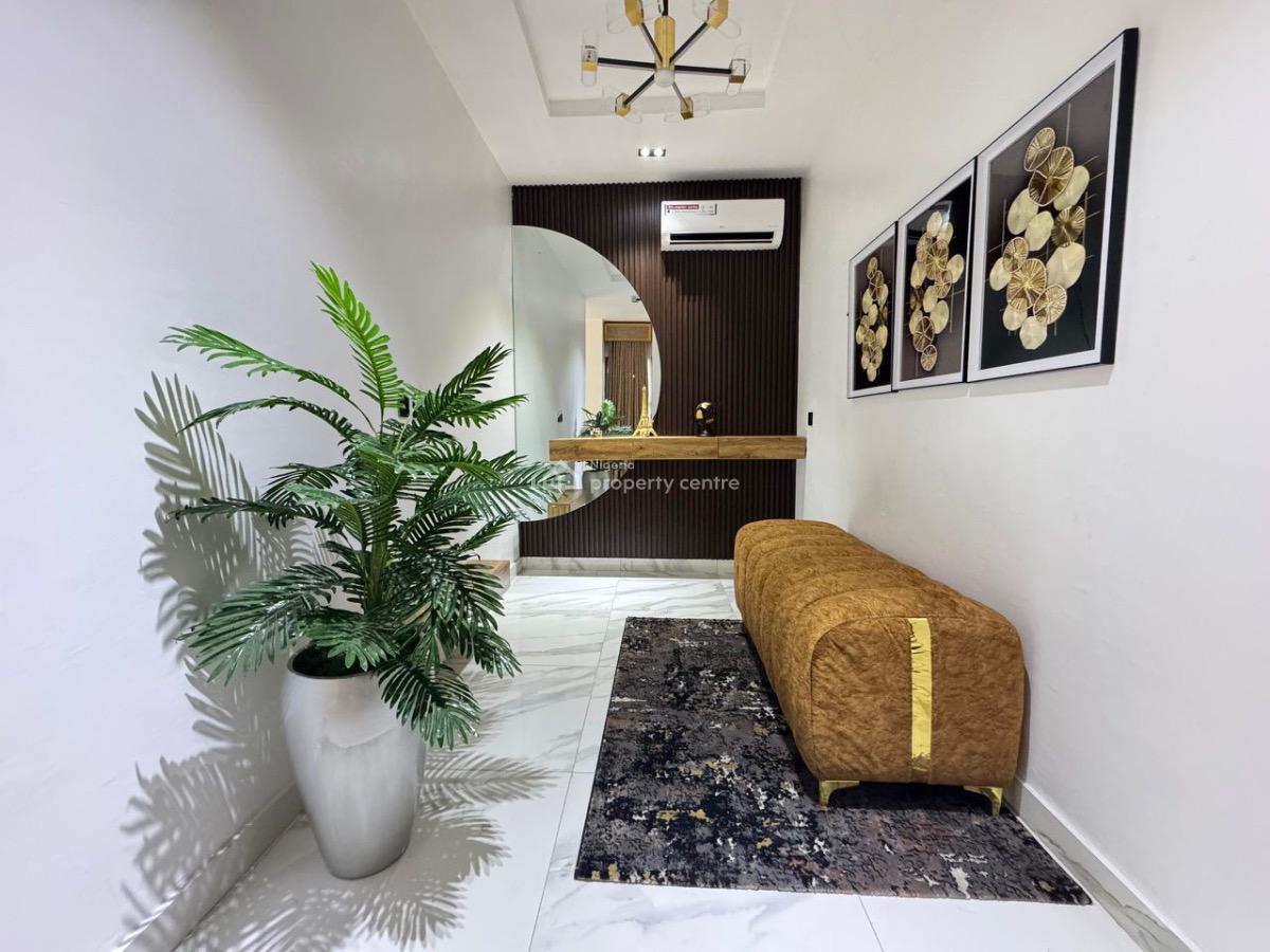 3 Bedroom Apartment with Ps5, Gym and Swimming Pool, Lekki, Lagos, Flat / Apartment Short Let
