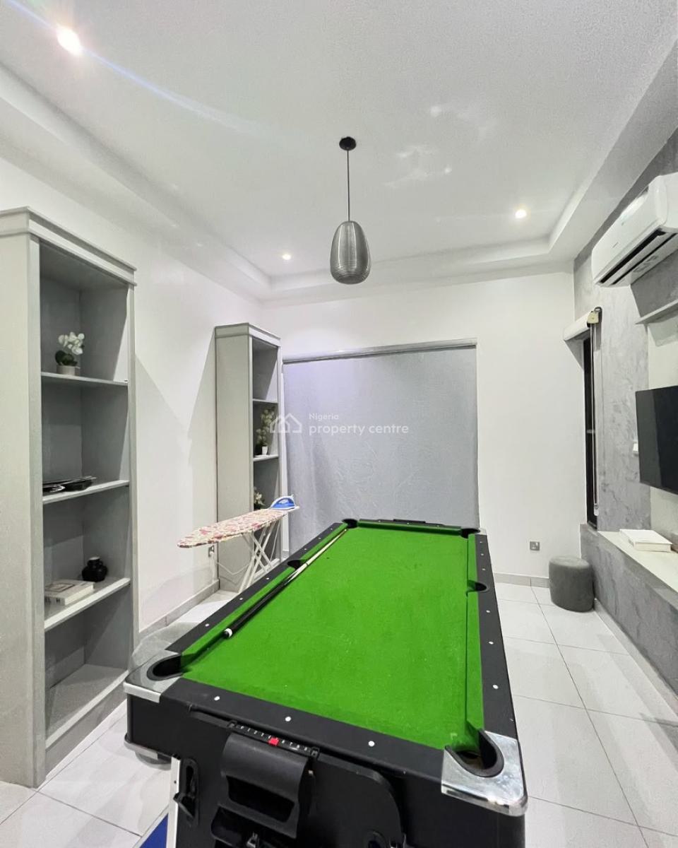 Luxury Fully Furnished 4 Bedroom with Gym, Lekki, Lekki Phase 1, Lekki, Lagos, Terraced Duplex for Rent