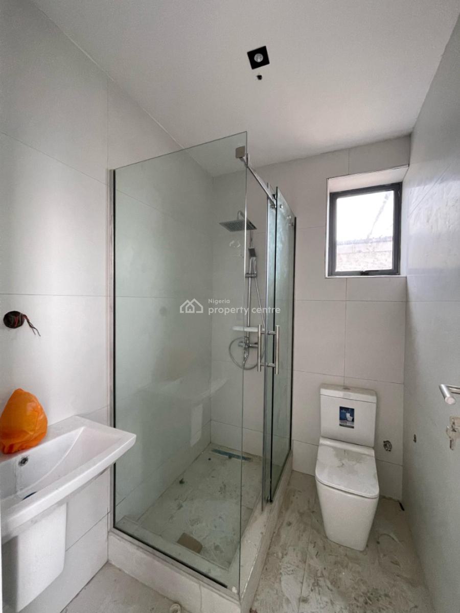 2bedroom Apartment, Lekki Phase 1, Lekki, Lagos, Flat / Apartment for Sale