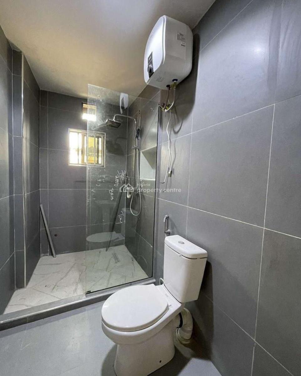 Newly Built 3 Bedroom, Off Ahmodu Bello Way, Victoria Island (vi), Lagos, Flat / Apartment for Rent