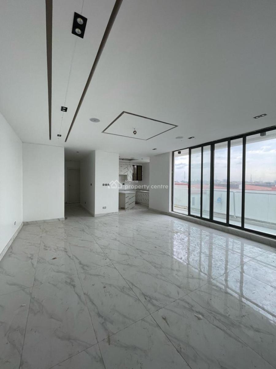 2bedroom Apartment, Lekki Phase 1, Lekki, Lagos, Flat / Apartment for Sale