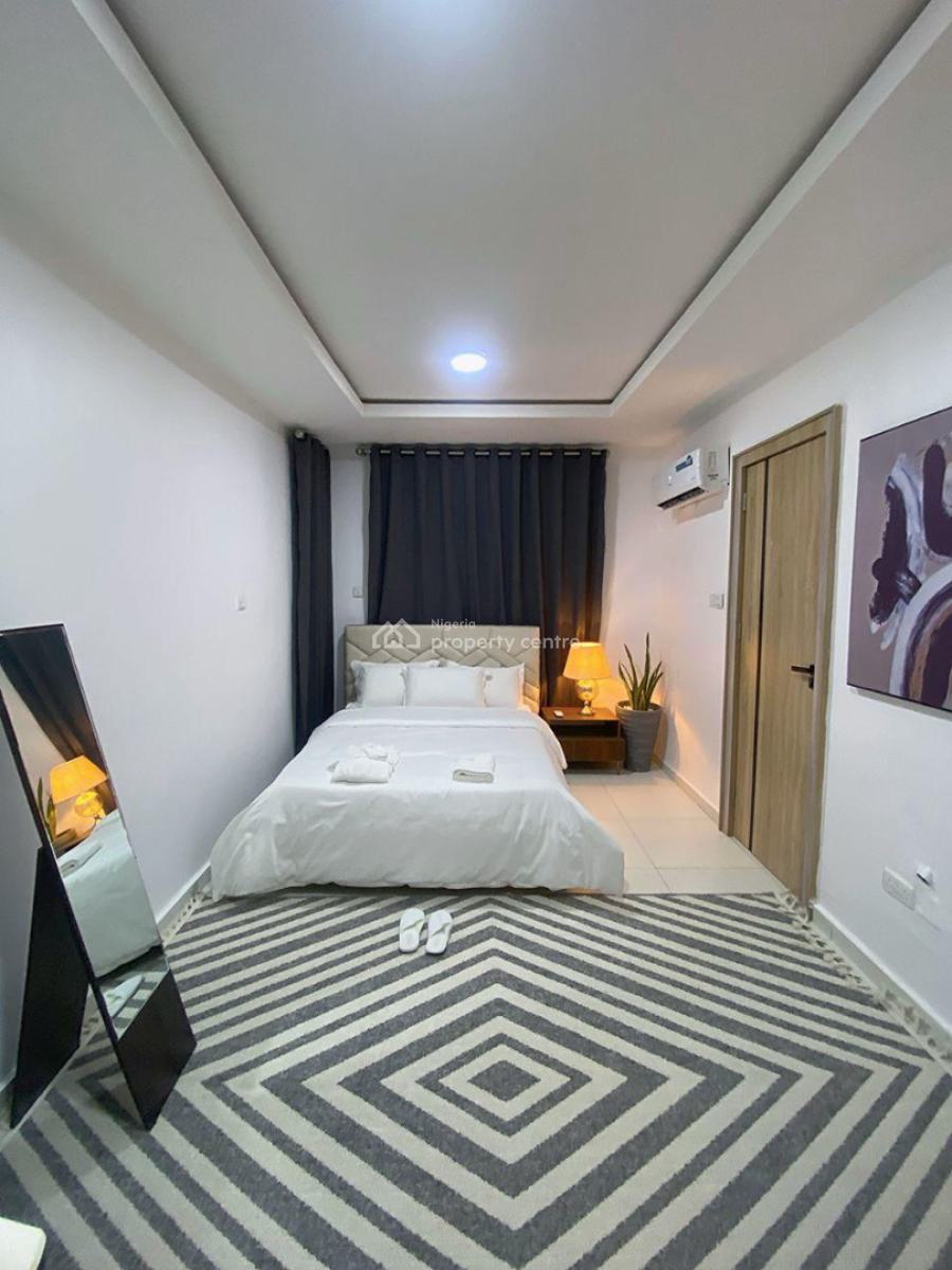 2 Bedroom Apartment  with Swimming Pool, Off Awolowo Road, Ikoyi, Lagos, Flat / Apartment Short Let