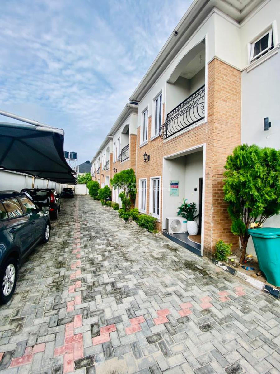 Well Maintained 3 Bedroom Terraced Duplex (self Serviced), Ikota, Lekki, Lagos, Terraced Duplex for Sale